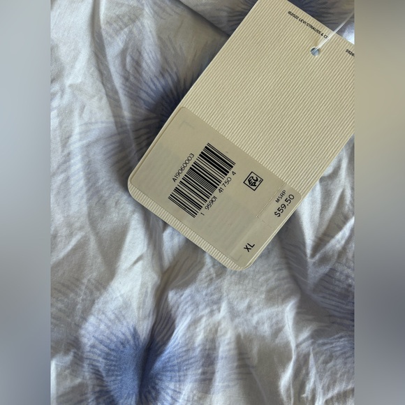 NWT | Levi's Daphne Scrunchie Blouse Starburst Cool Dusk | XL - Picture 4 of 10